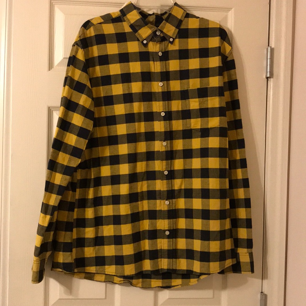 MERONA checkered yellow cotton button down!!!